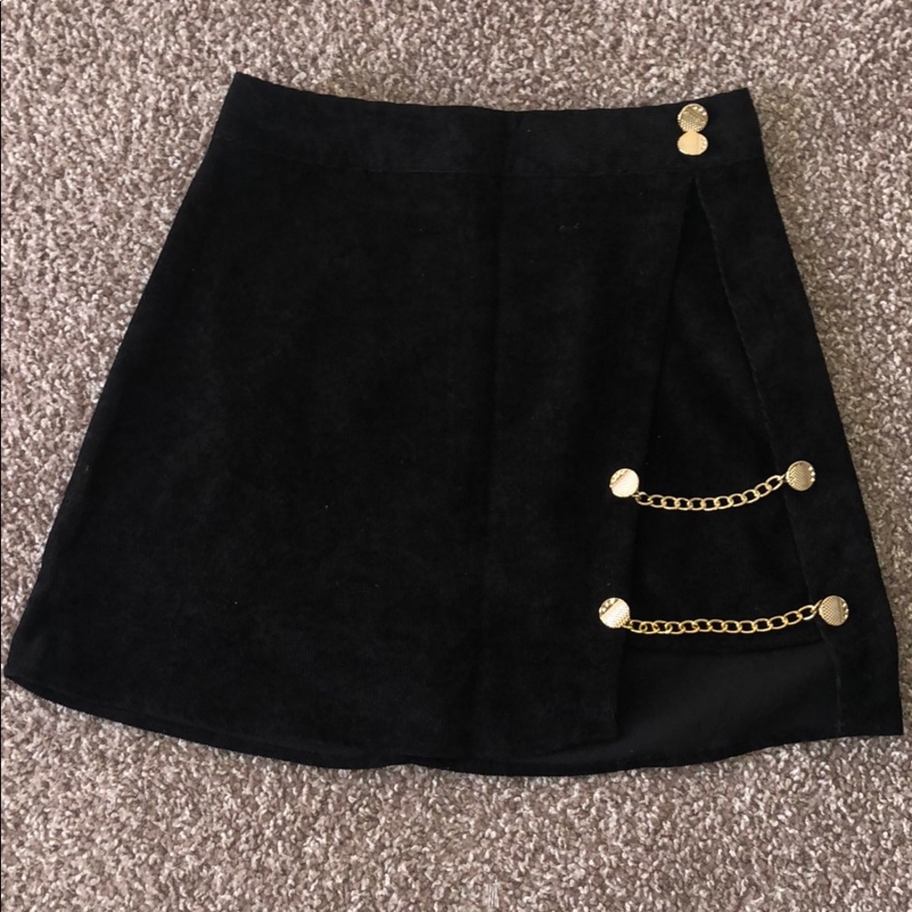 Quarteriod Skirt
